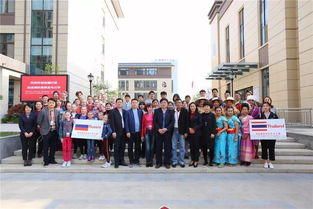 首届潍坊国际民间文化艺术交流进校园活动圆满落幕，架起文化互鉴桥梁